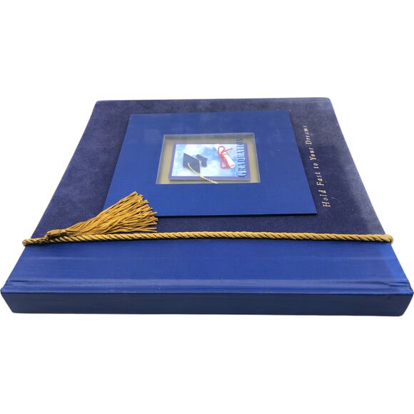 New Seasons Graduation Photo Book - Hold Fast to your Dreams *NEW* - Picture 6 of 15